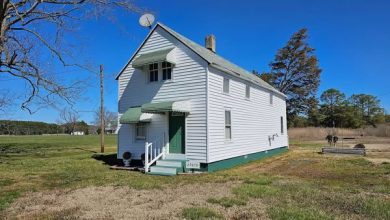 Photo of Farmhouse on 89 Acres in Marion, Virginia