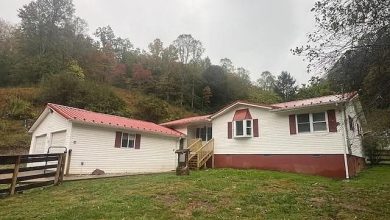 Photo of Ranch Home with Acreage in Scarbro, West Virginia