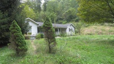 Photo of 118 Acres of Land with Farmhouse and Barn in Manchester, Kentucky