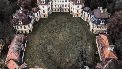 Photo of Abandoned Château Hořín