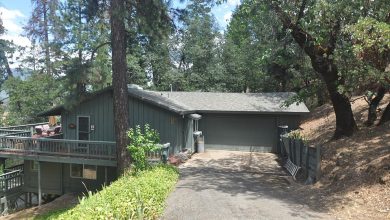 Photo of Lake Shasta Retreat: Furnished Cabin with Boat Slip $190,000