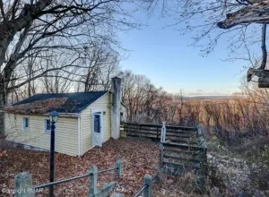 Photo of $59,900 | Quaint Cottage with Stunning Lehigh Valley Views