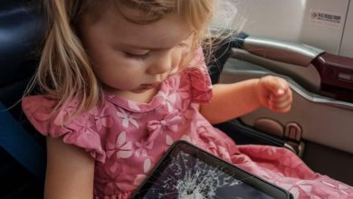 Photo of Entitled Mom Breaks My Daughter’s iPad on a Flight—And Regrets It Fast