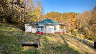 Photo of Cozy Home with 25 Acres in Forest Hills, Kentucky