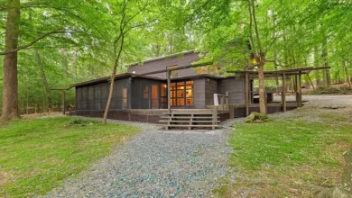 Photo of “Waterfront Cabin Retreat on Lake Gaston – No HOA, Private Boathouse!”