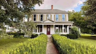 Photo of Discover Potential and Character at 166 Farley Place, Paducah
