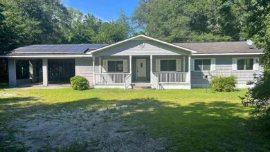 Photo of 4-Bedroom Ranch on Large Private Lot
