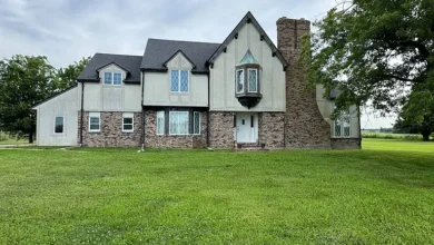 Photo of Spacious Country Home on 10 Acres with Barns