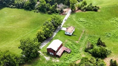 Photo of $149,900 – 3-Bedroom Home with Barn, Pond & 5 Acres in New Tazewell, TN