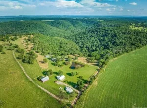 Photo of Don’t miss this rare opportunity to own an extraordinary Ozark Mountain estate in Berryville, AR