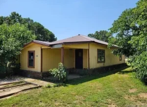 Photo of Nestled in a serene and picturesque rural community