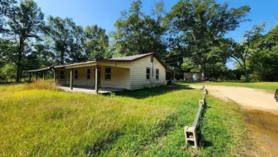 Photo of Lots of potential to make this home shine again