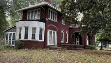 Photo of Unique staircase! Circa 1900 in Oklahoma. $250,000