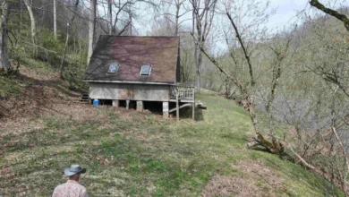 Photo of 1-Acre Waterfront Retreat on the Elk River