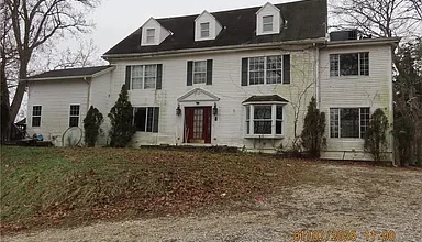 Photo of Beautiful Family Estate Nestled in a Quiet, Georgia Neighborhood